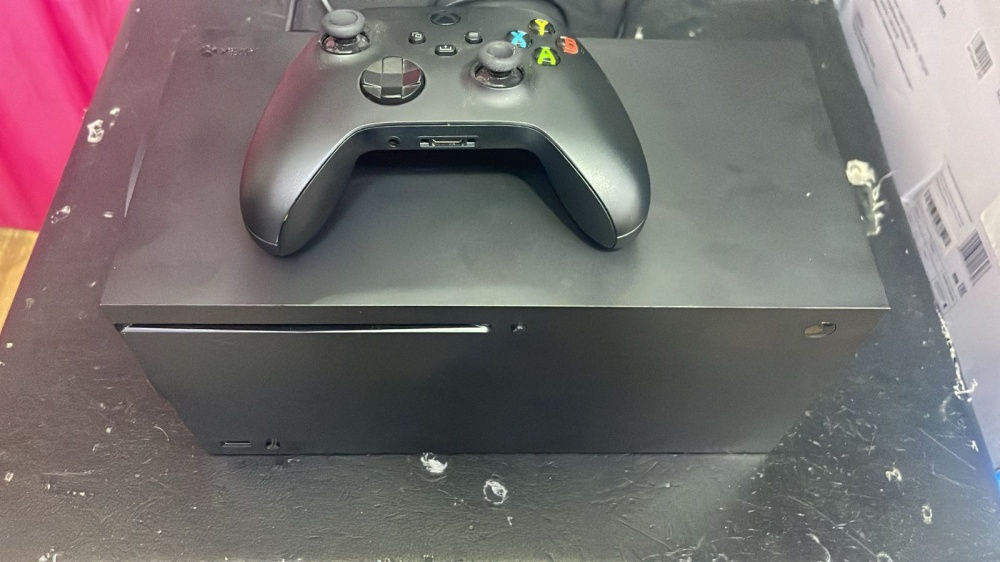 Игровая приставка XBOX Series X 1Tb