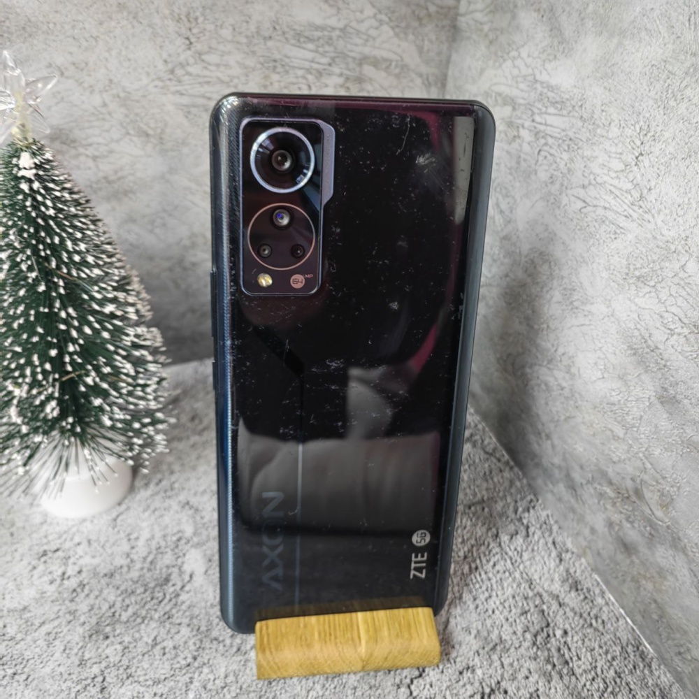 Мобильный телефон ZTE Axon 30 12\256