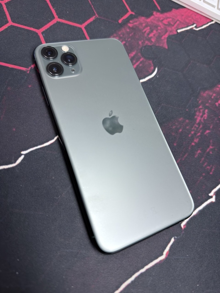 Смартфон iPhone 11 PRO MAX 64 Gb