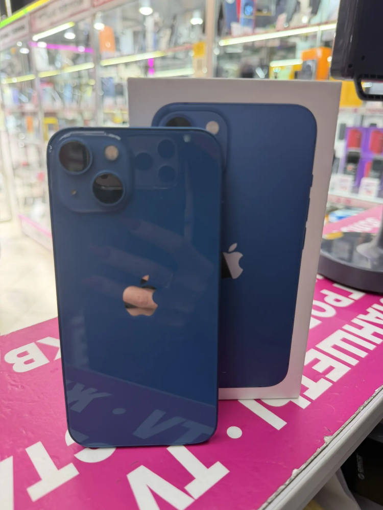 Смартфон iPhone 13 128 Gb