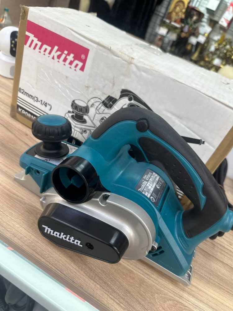 Рубанок MAKITA/82  kp0810