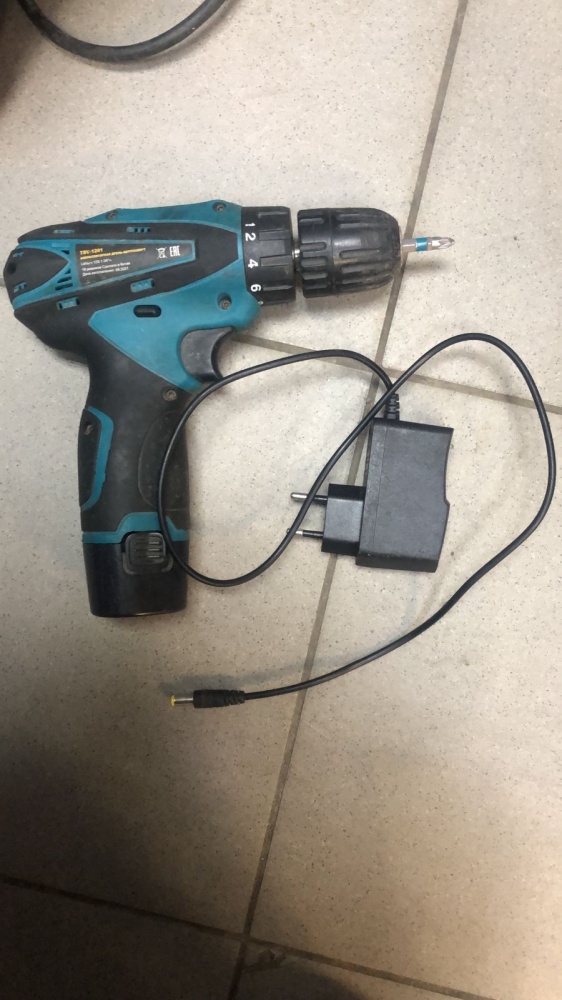 Шуруповерт makita